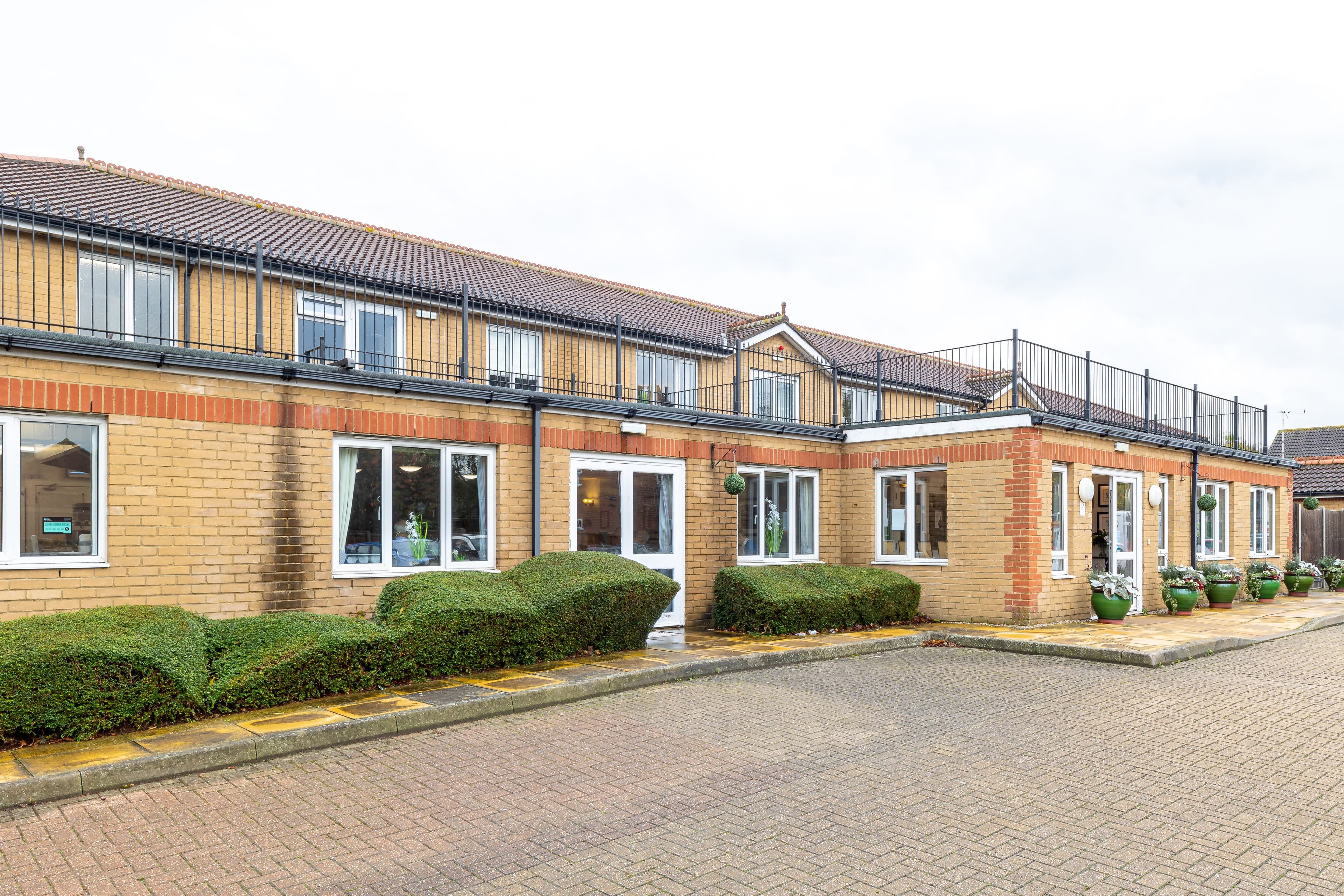 HC-One - Oaklands care home - 000