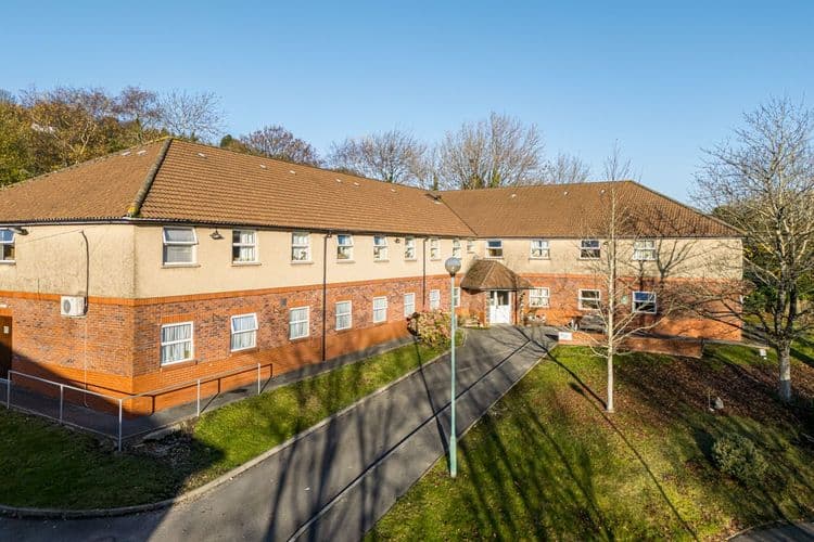 St Martins Court-main-image